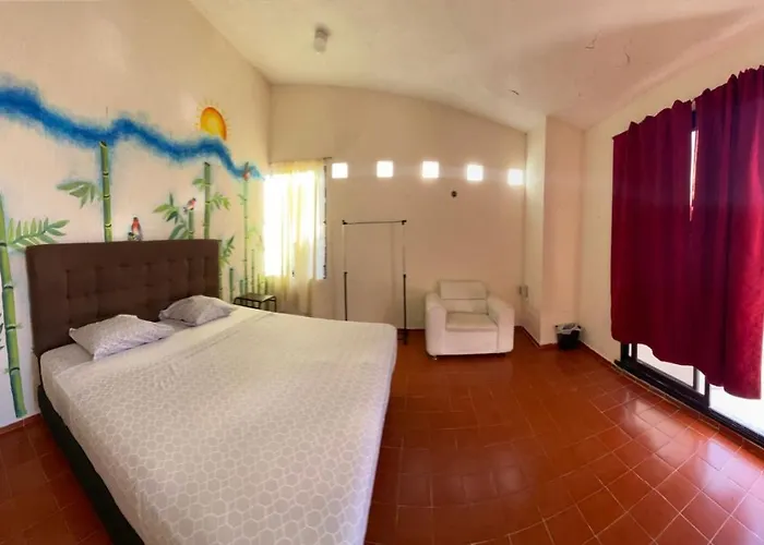 Casa Bugambilias